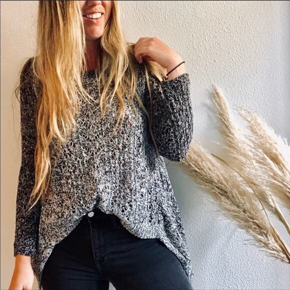 ANTHROPOLOGIE LeifNotes Grey Black White Two Tone Lace Back Sweater Pullover M - Picture 6 of 10